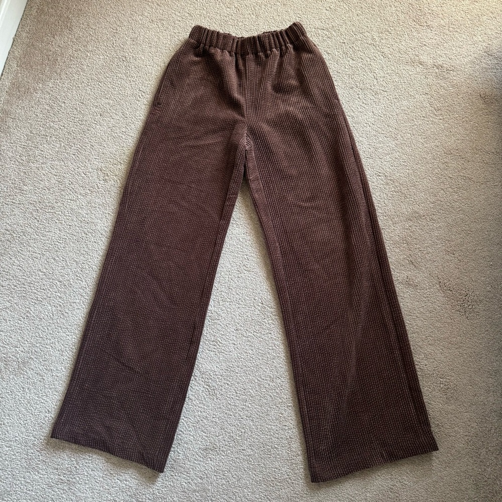 BDG Ribbed Corduroy Straight Leg Jeans - Picture 7 of 13